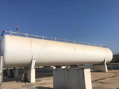 一个大一个小正常吗