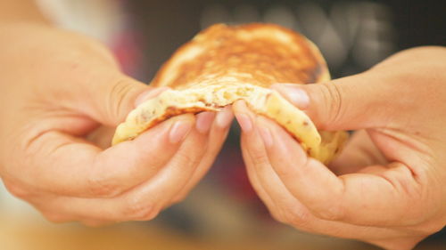 每天吃多少肉合适？一只手就能量出来