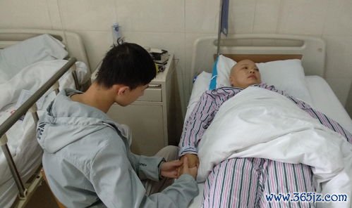 化疗：用化学药杀癌细胞，全身治疗