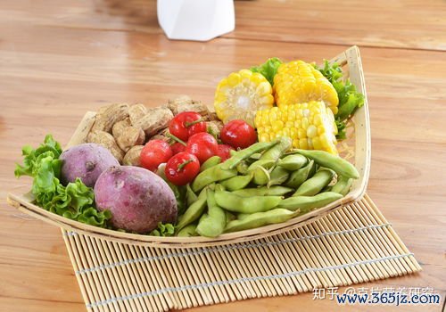 红薯和玉米哪个更减肥，膳食纤维含量决定减肥效果