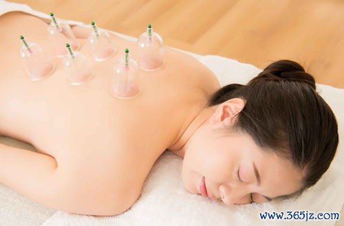 化湿和胃平胃散，湿困脾胃脘腹胀