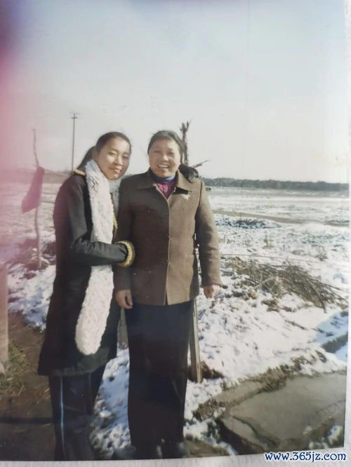 处女膜痕生完孩子后还会存在吗是什么样子的