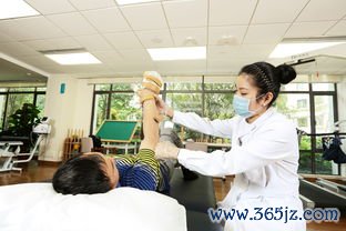 康复保健服务项目：康复保健与社区康复中心服务模式创新