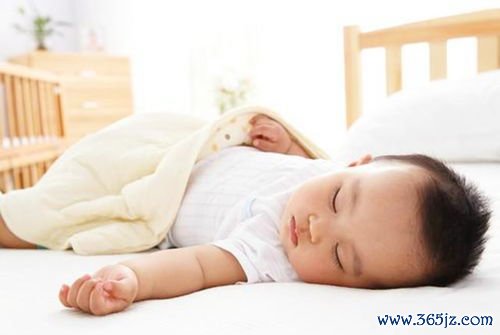 幼儿急疹：高烧三天热退疹出