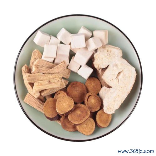 血虚证面色苍白怎么补，四物汤当归补血汤哪个好