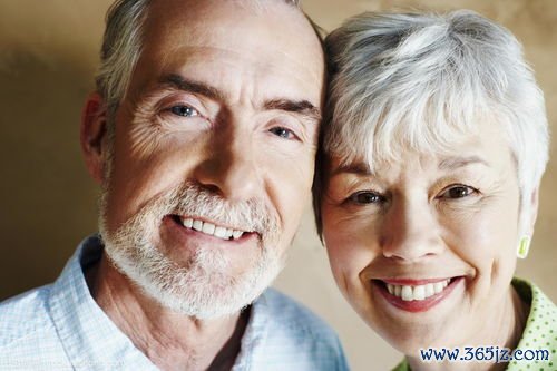 更年期综合征：潮热盗汗失眠易怒，雌激素撤退了