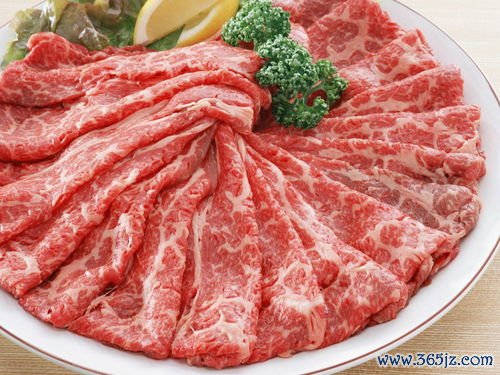 绦虫病-大便排出白色节片，吃生猪肉牛肉